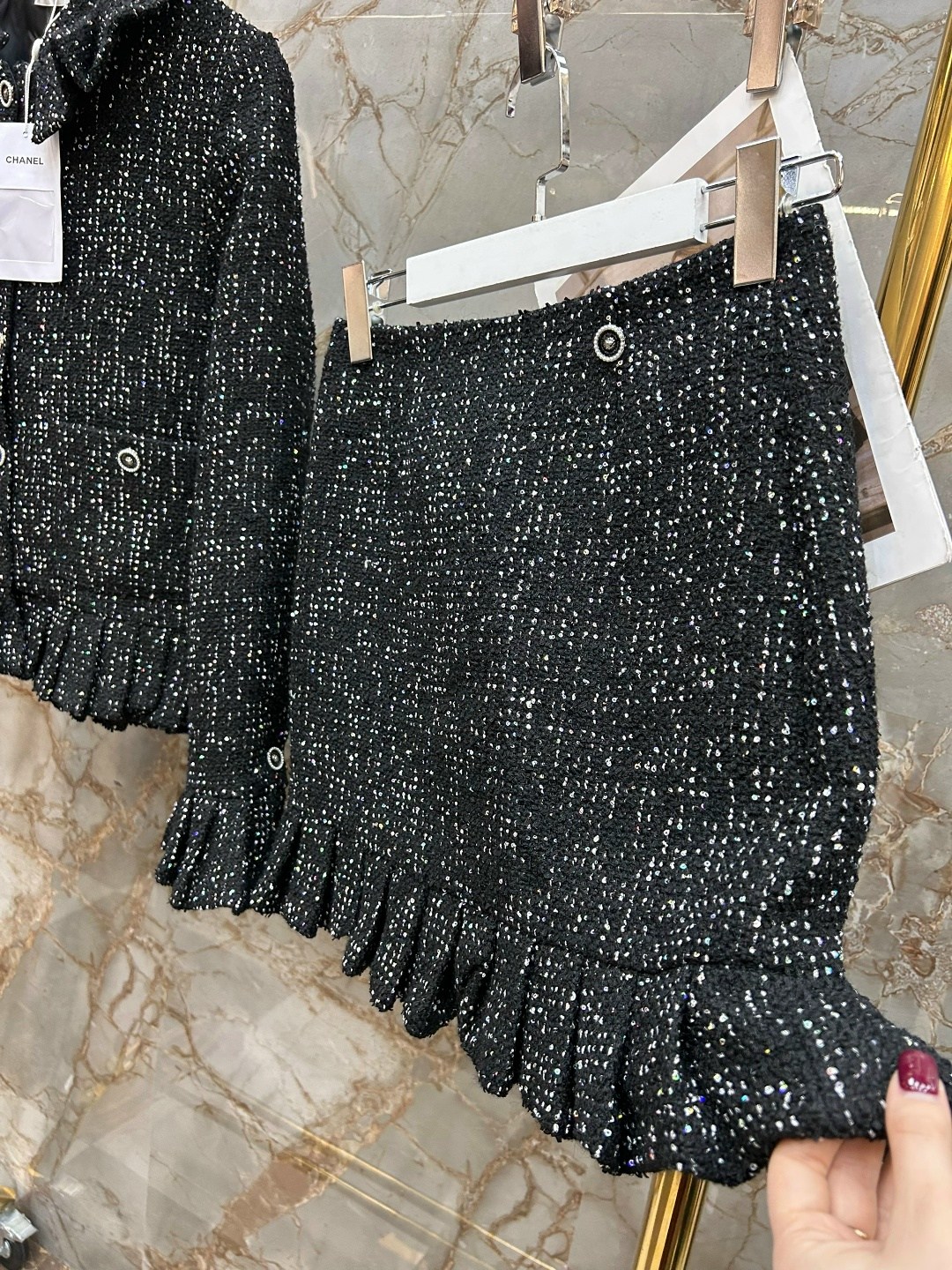 твидовый костюм с юбкой,твидовые костюмы,женский твидовый костюм,женский костюм с юбкой,костюм chanel