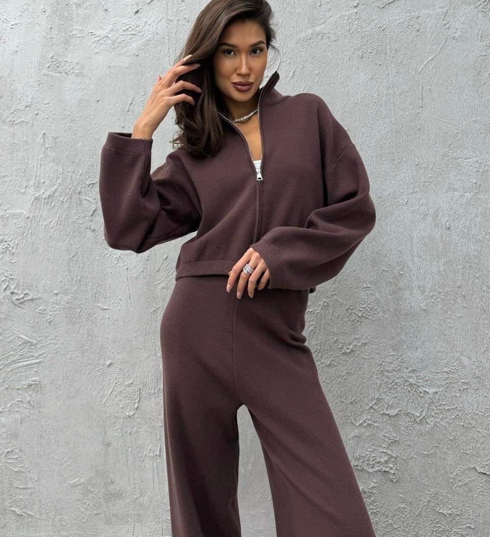 трикотажные костюмы,костюм женский на флисе,костюм на флисе,костюм с брюками,костюм черный