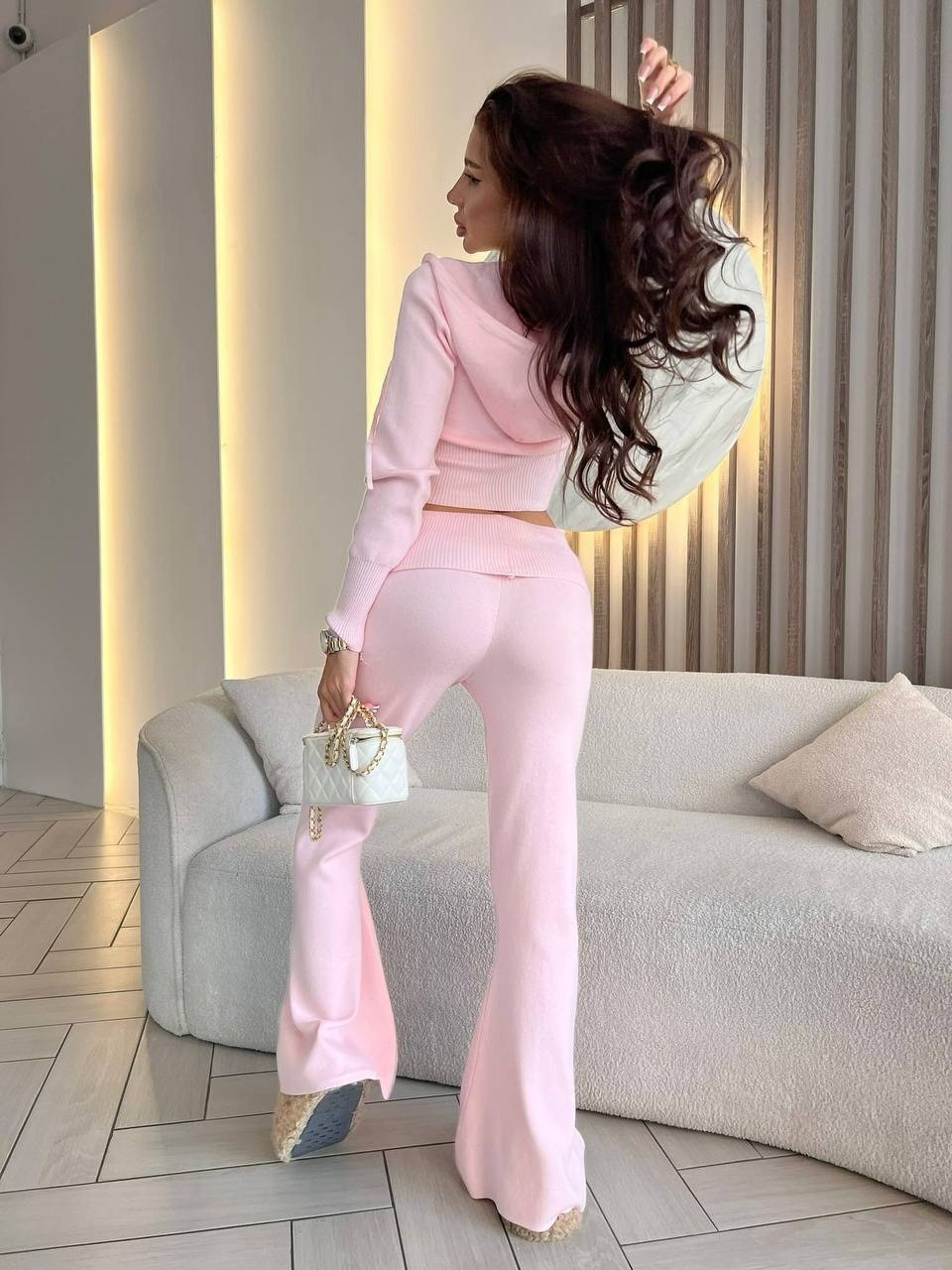 стильные костюмы,трикотажные костюмы,вязаные костюмы,женские костюмы,костюмы женские брючные