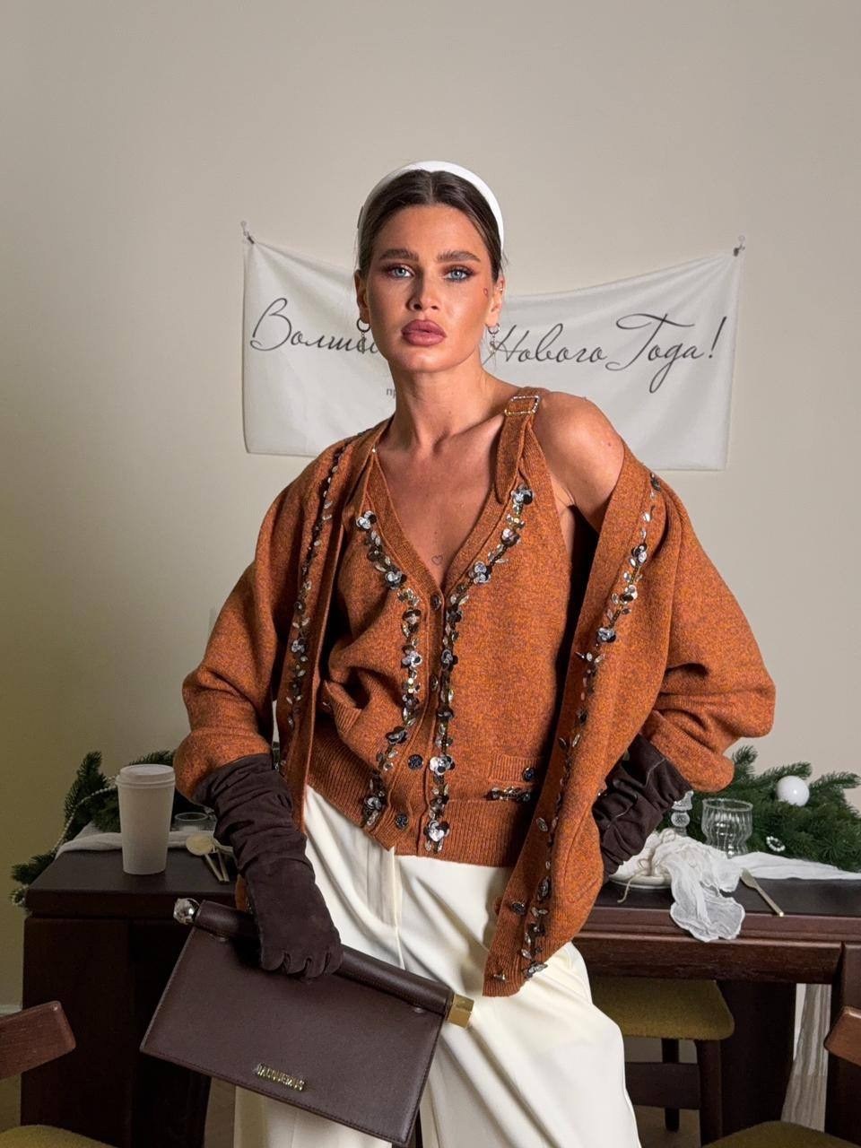 женская кофта,женские кардиганы,трикотажные костюмы,женские жакеты