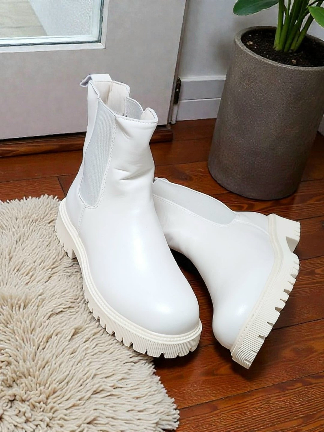 ,ботинки женские,женские ботинки челси,белые ботинки женские,ботинки белые