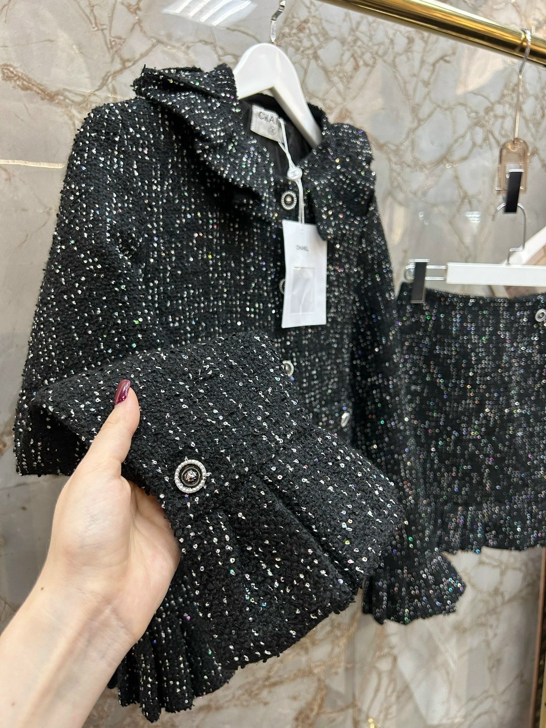 твидовый костюм с юбкой,твидовые костюмы,женский твидовый костюм,женский костюм с юбкой,костюм chanel