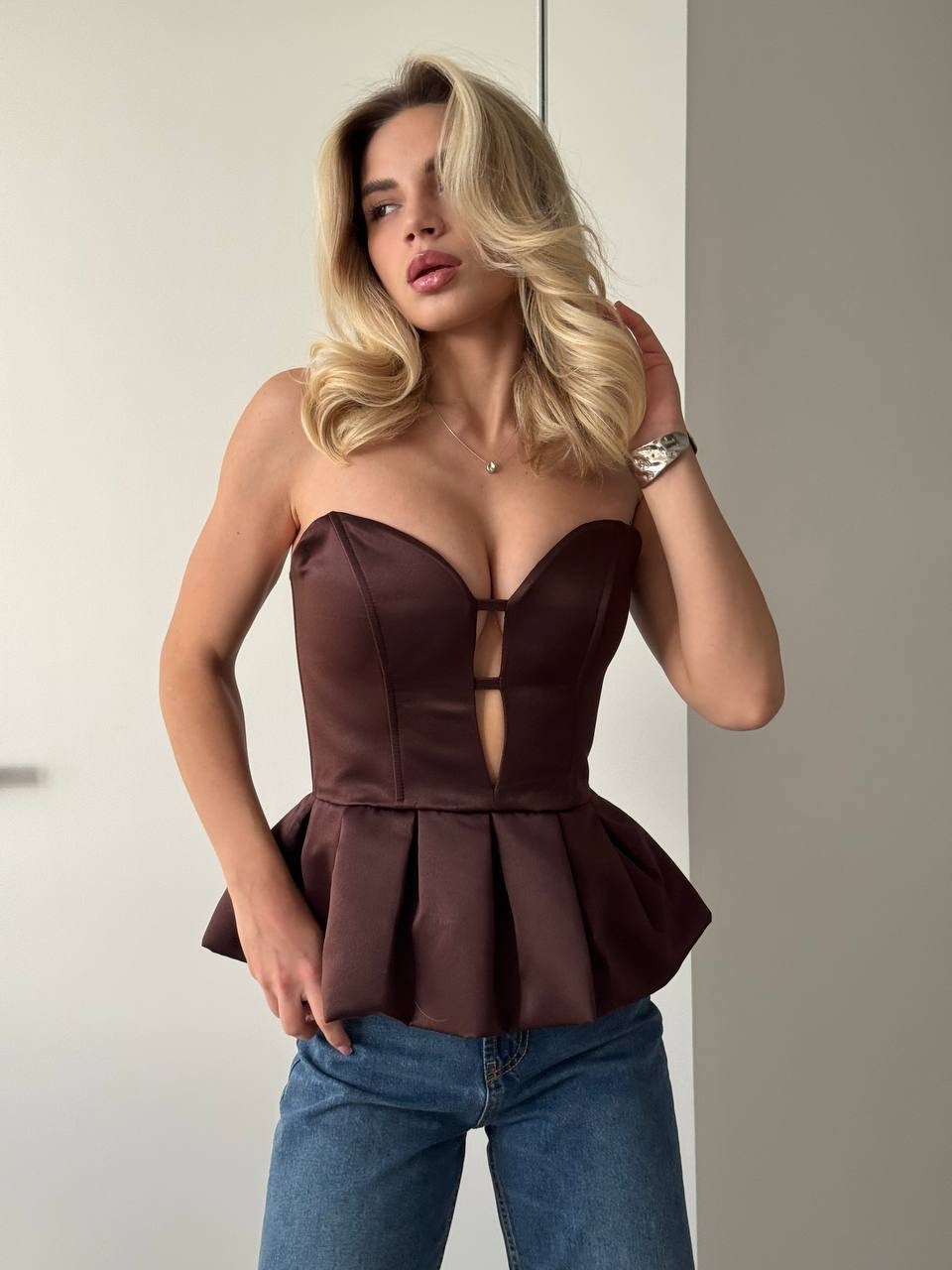 платье с корсетом,женские корсеты,платье корсетное,платье стильное,корсетное платье с открытыми плечами