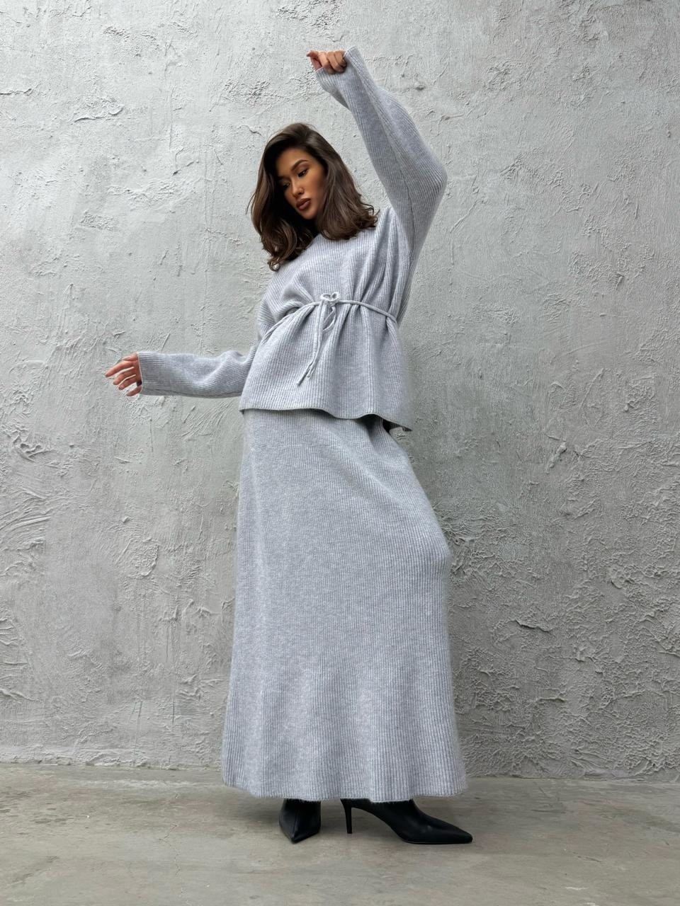 трикотажные костюмы с юбкой,трикотажный вязаный костюм с юбкой,трикотажные костюмы,женский трикотажный костюм с юбкой,костюм вязаный с юбкой