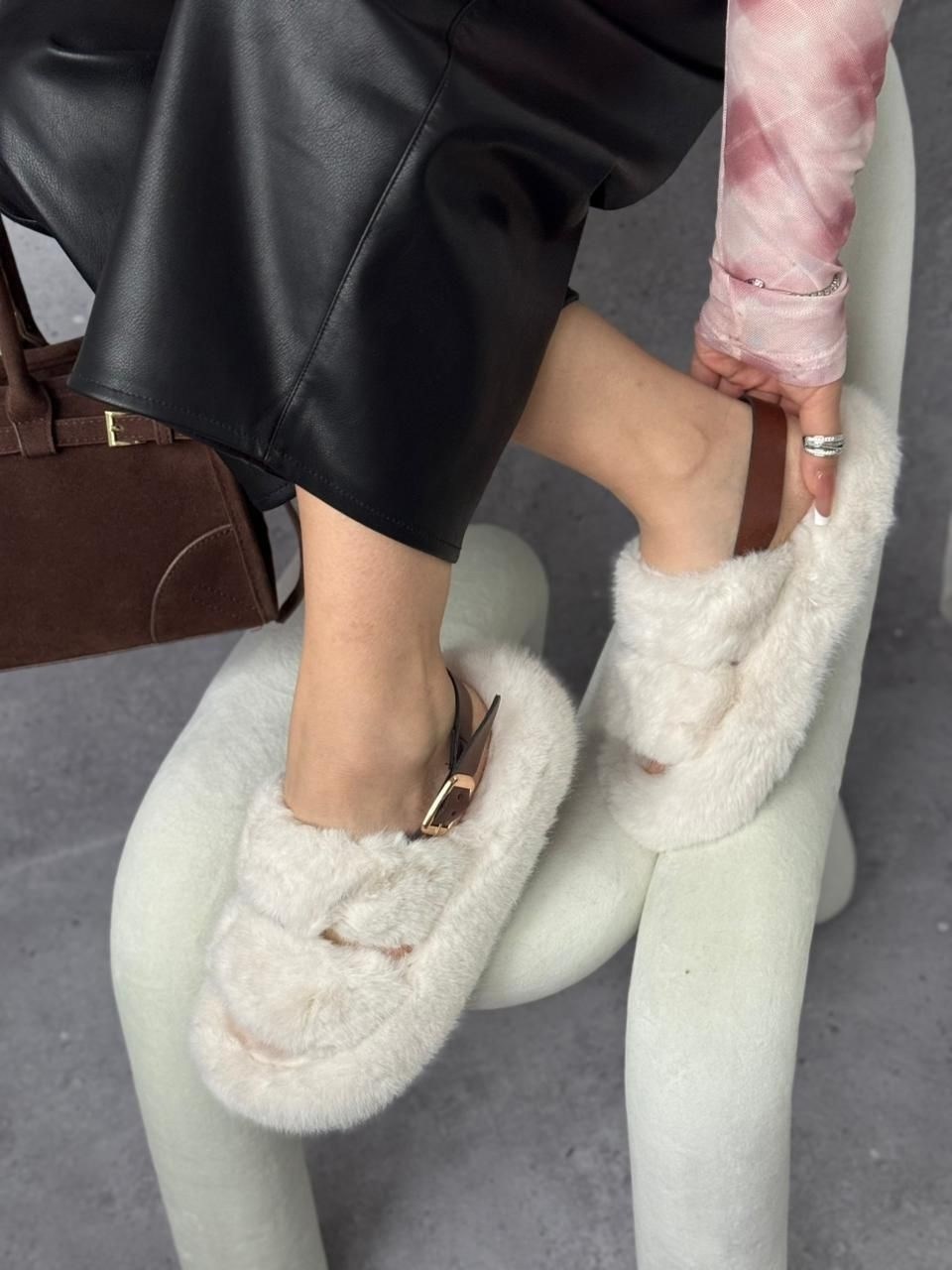 меховая ,меховые тапочки,тапочки модные,меховые туфли,тапки с мехом