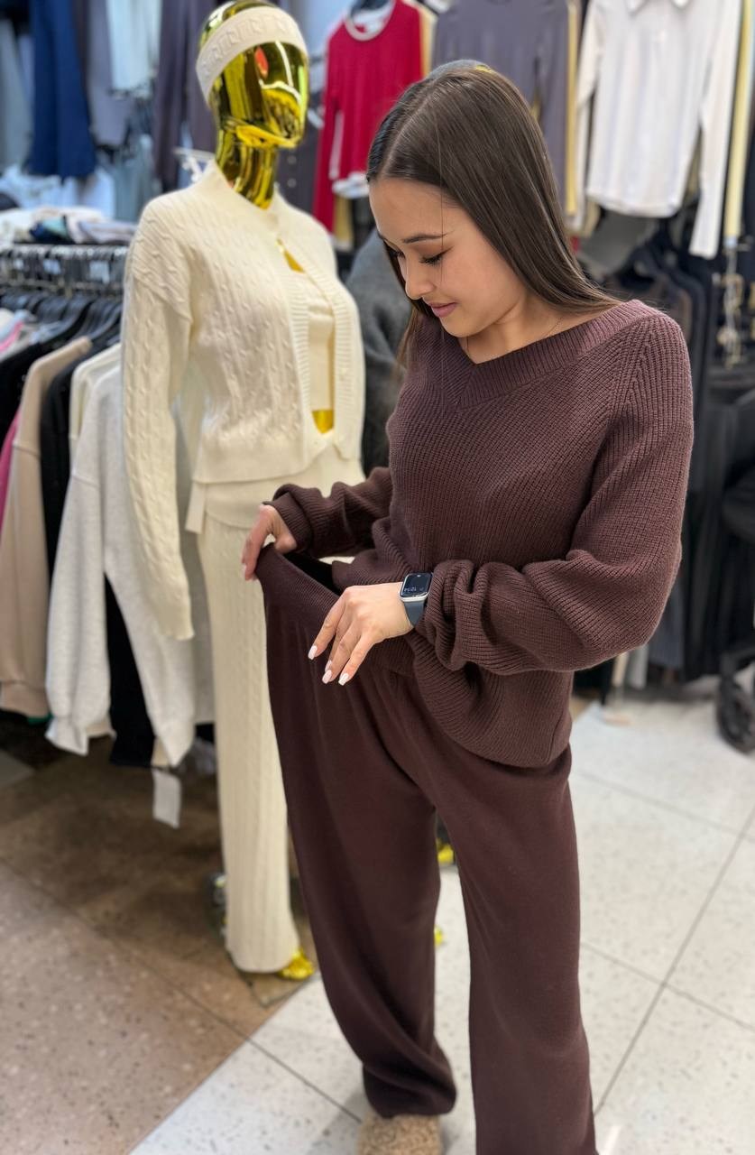 женский трикотажный костюм,костюмы брючный,трикотажные костюмы,вязаные костюмы,женские костюмы