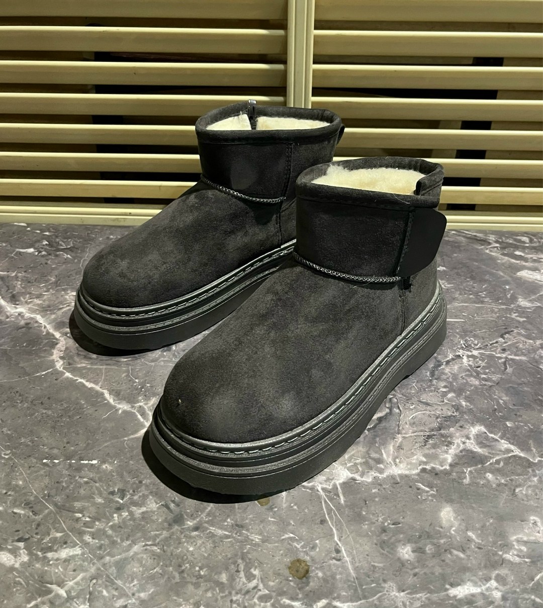 ,угги женские, женская зимняя,ботинка женские зимние,зимние ботинки