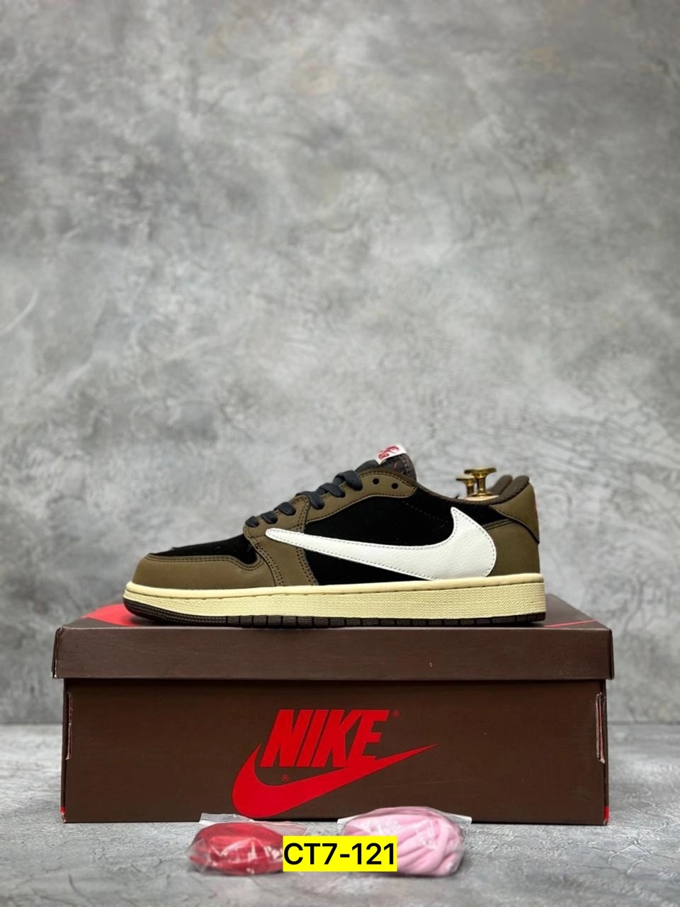 nike air jordan 1 low travis scott,nike air jordan 1 low x travis scott,air jordan 1 low travis scott,кроссовки travis scott x air jordan 1 low,кроссовки nike travis scott x air jordan 1 low