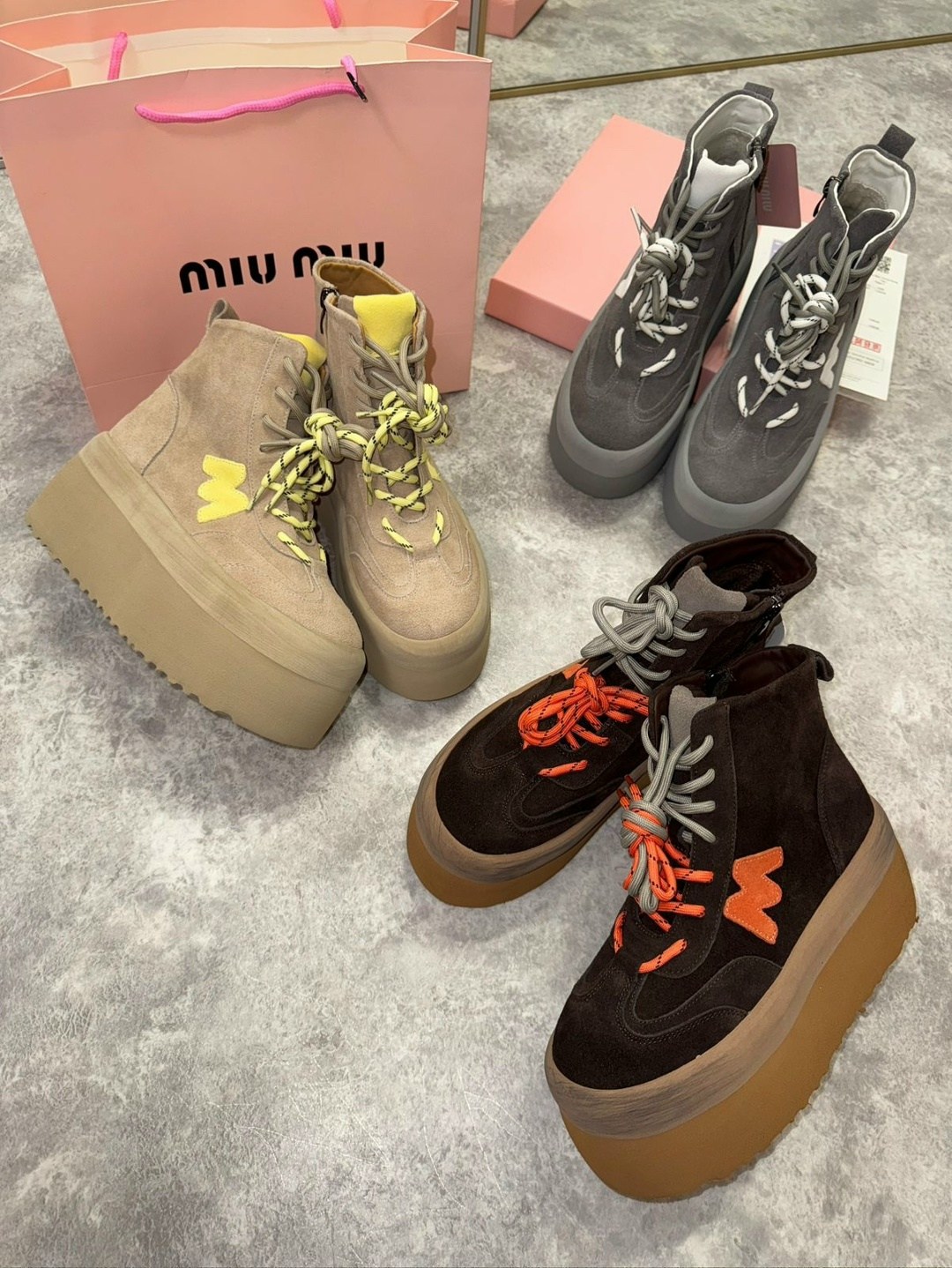 ,замшевые ботинки,ботинки женские,ботинки на платформе,ботинки miu miu