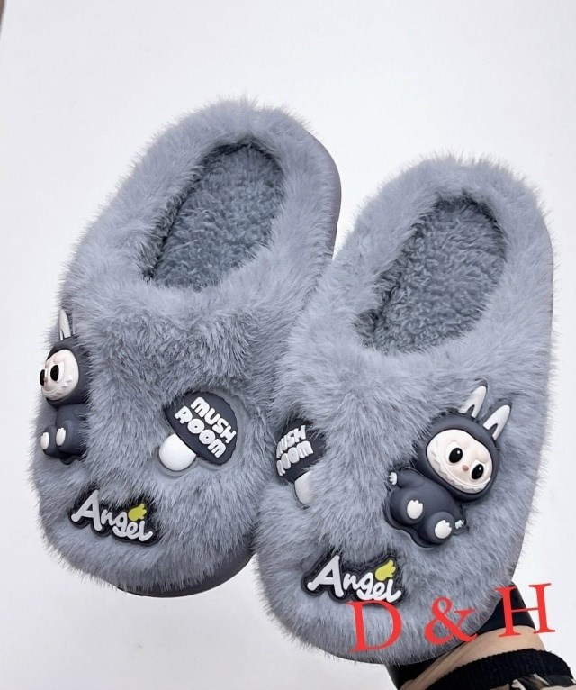 домашние тапочки,тапочки для девочек,тапочки тоторо,тапочки модные,плюшевые тапочки
