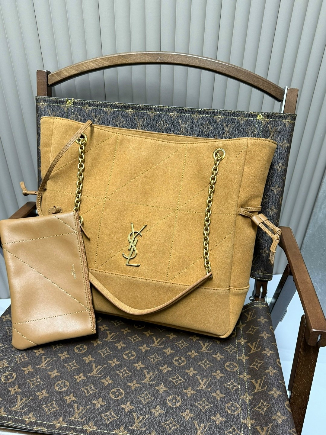 yves saint laurent сумка,сумка женская yves saint laurent,замшевая сумка,модная сумка,сумка женская ysl