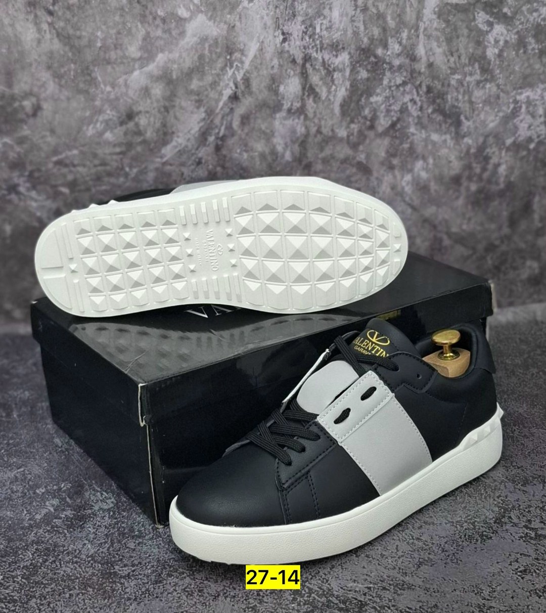 ,valentino кроссовки,valentino sneakers,valentino garavani кроссовки,валентино кроссовки