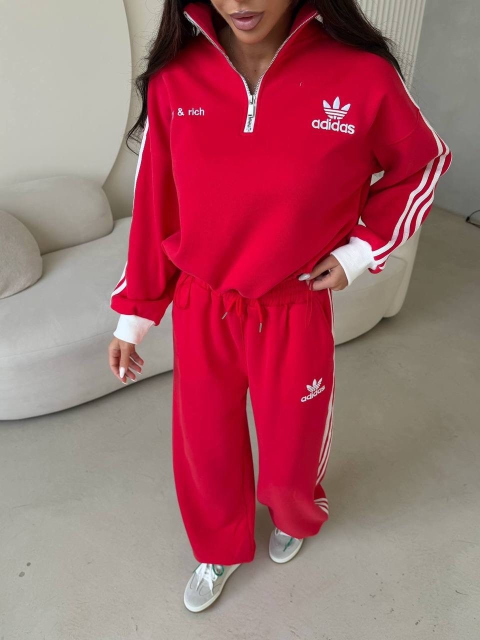 спортивный костюм адидас женский красный,костюмы спортивные женские,спортивные костюм,красный костюм адидас ориджинал,красный спортивный костюм