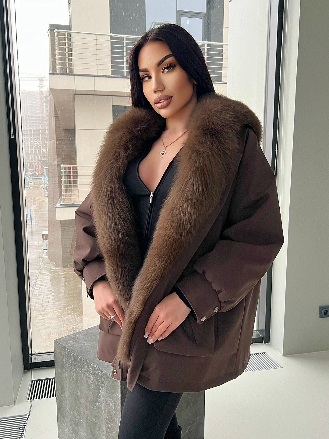 парка с меховым,парка с мехом,куртка с мехом,куртка парка,куртка зимняя