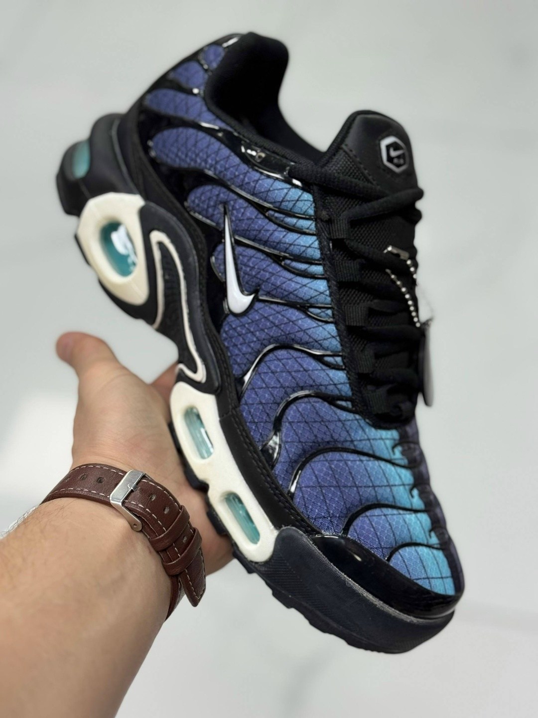 кроссовки nike air max tn plus,nike air max plus tn,кроссовки nike air max tn plus мужские,кроссовки,nike air max tn plus black