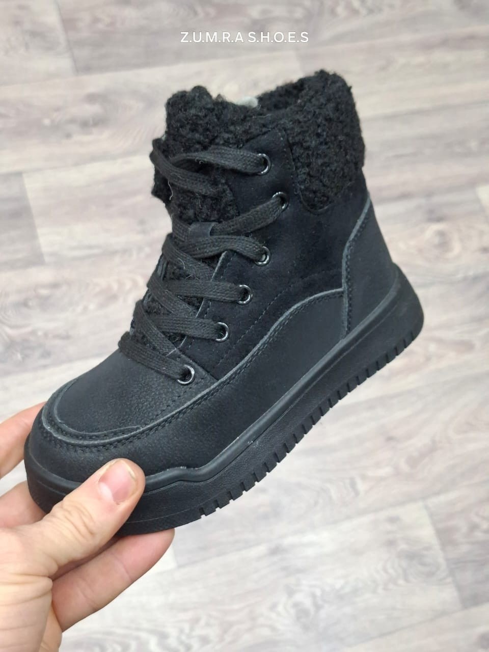 ,зимняя женская ,ботинка женские зимние,зимняя ,зимние кроссовки женские