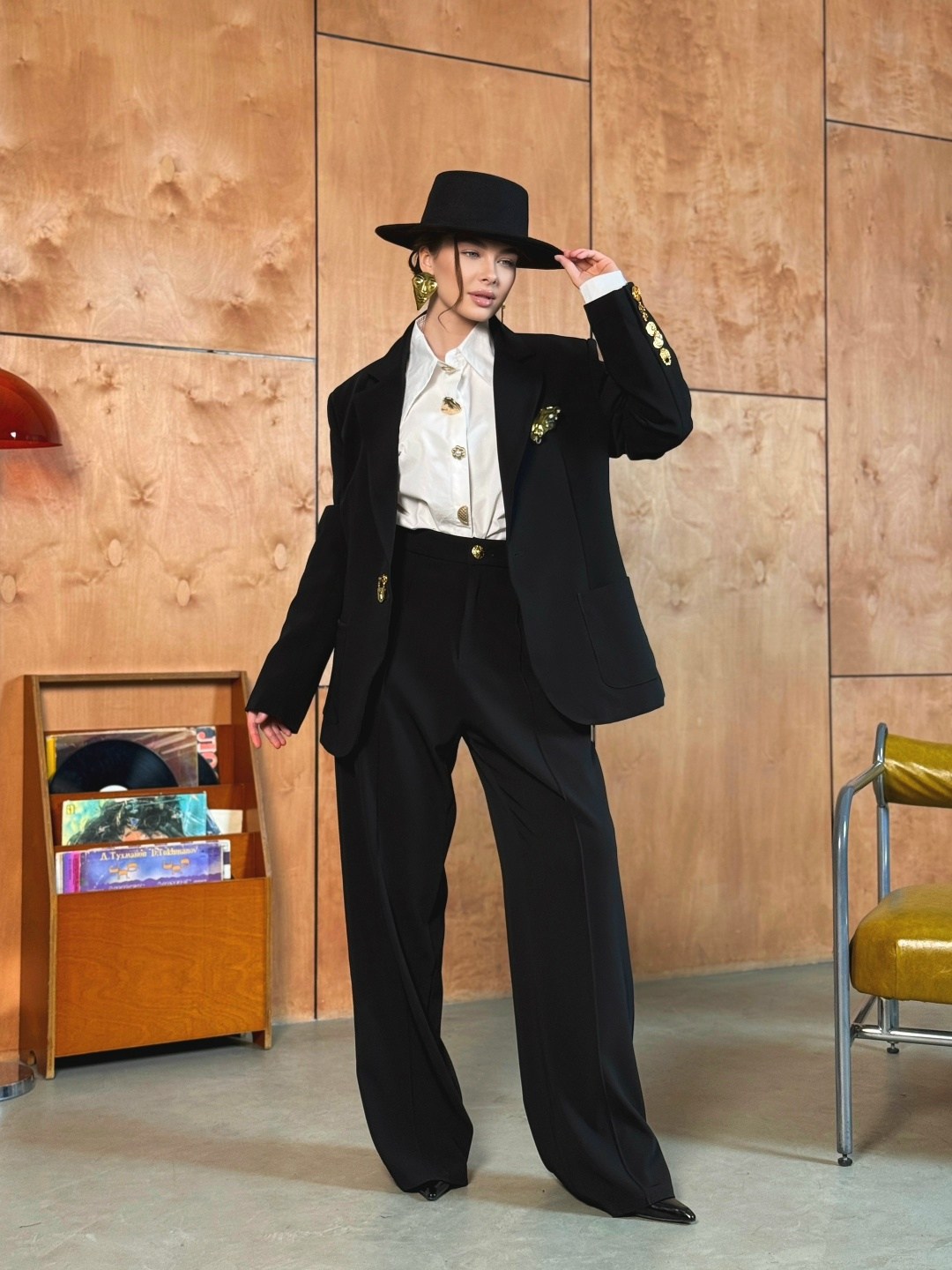 костюмы брючный,женский брючный костюм,черный брючный костюм,женский костюм с брюками,костюм с брюками