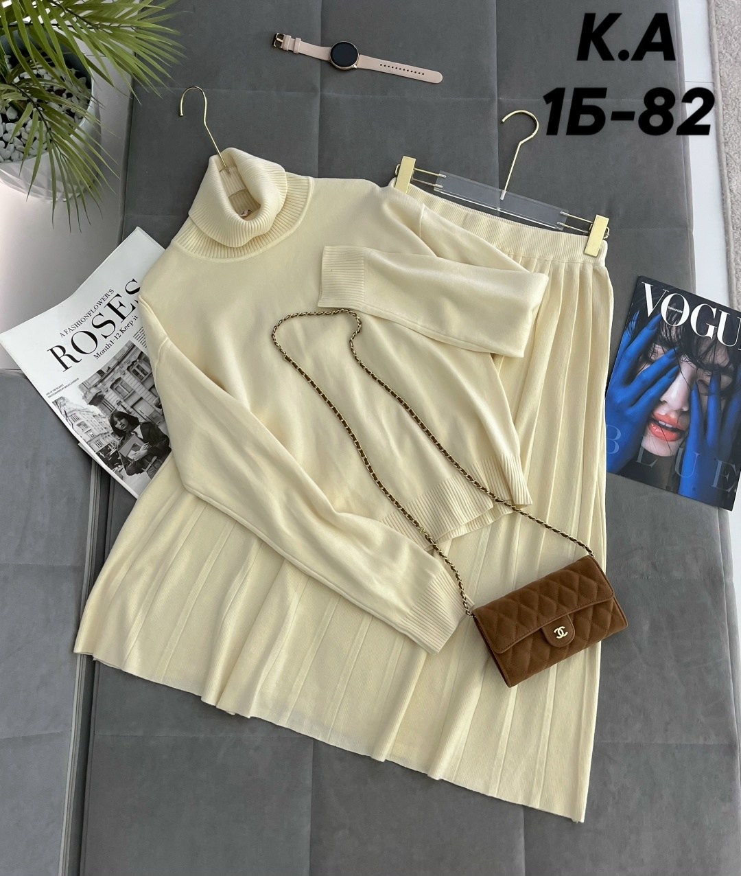 трикотажный костюм с плиссированной юбкой,костюм с юбкой плиссе,костюм женский с плиссированной юбкой,трикотажный костюм с юбкой плиссе,костюм женский трикотажный с юбкой плиссе