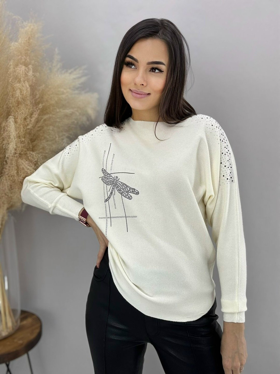 женская кофта,свитер джемпер женский,трикотажная кофта,модные свитера,свитер джемпер