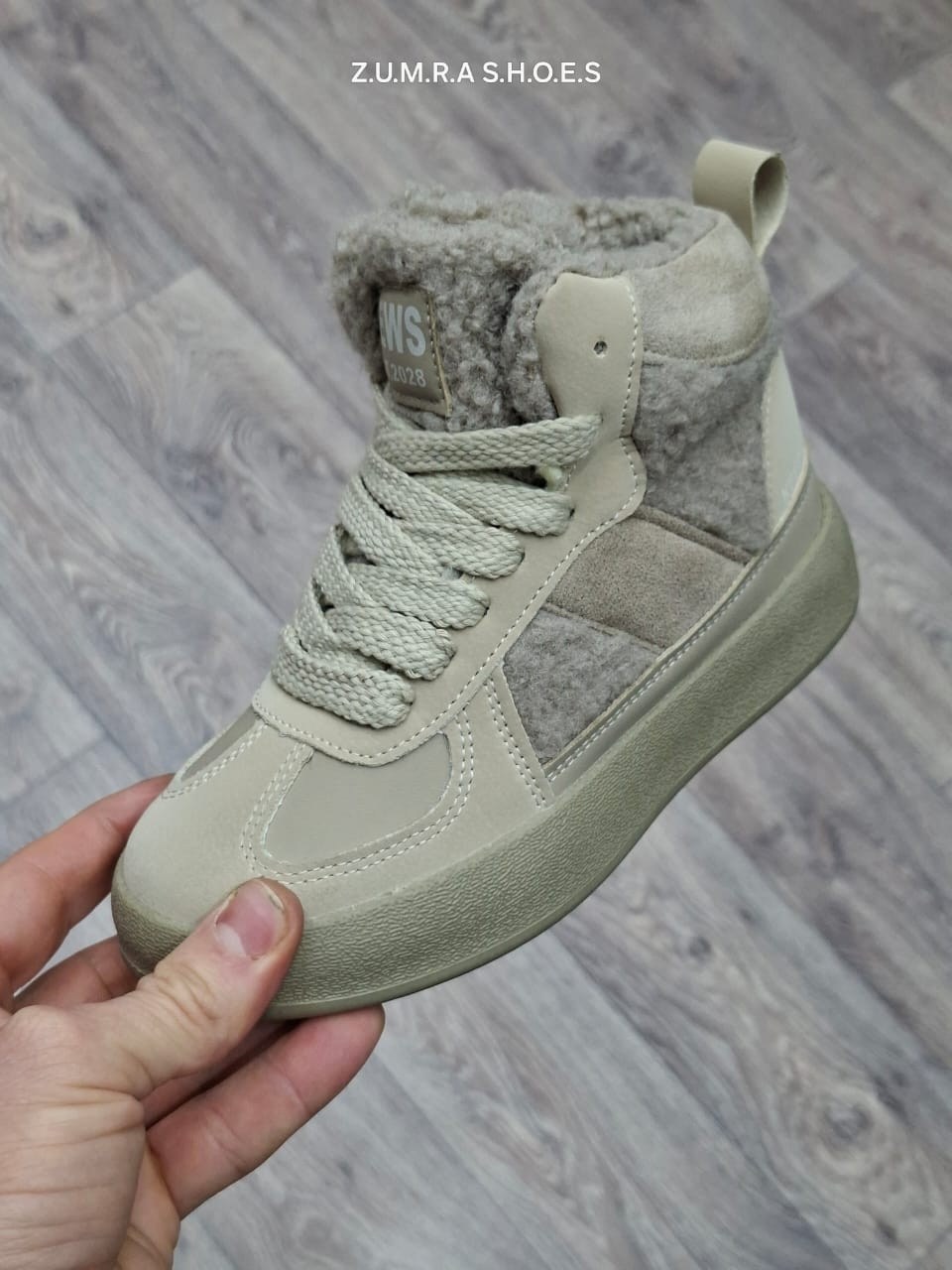 ,зимняя женская ,ботинка женские зимние,зимняя ,зимние кроссовки женские