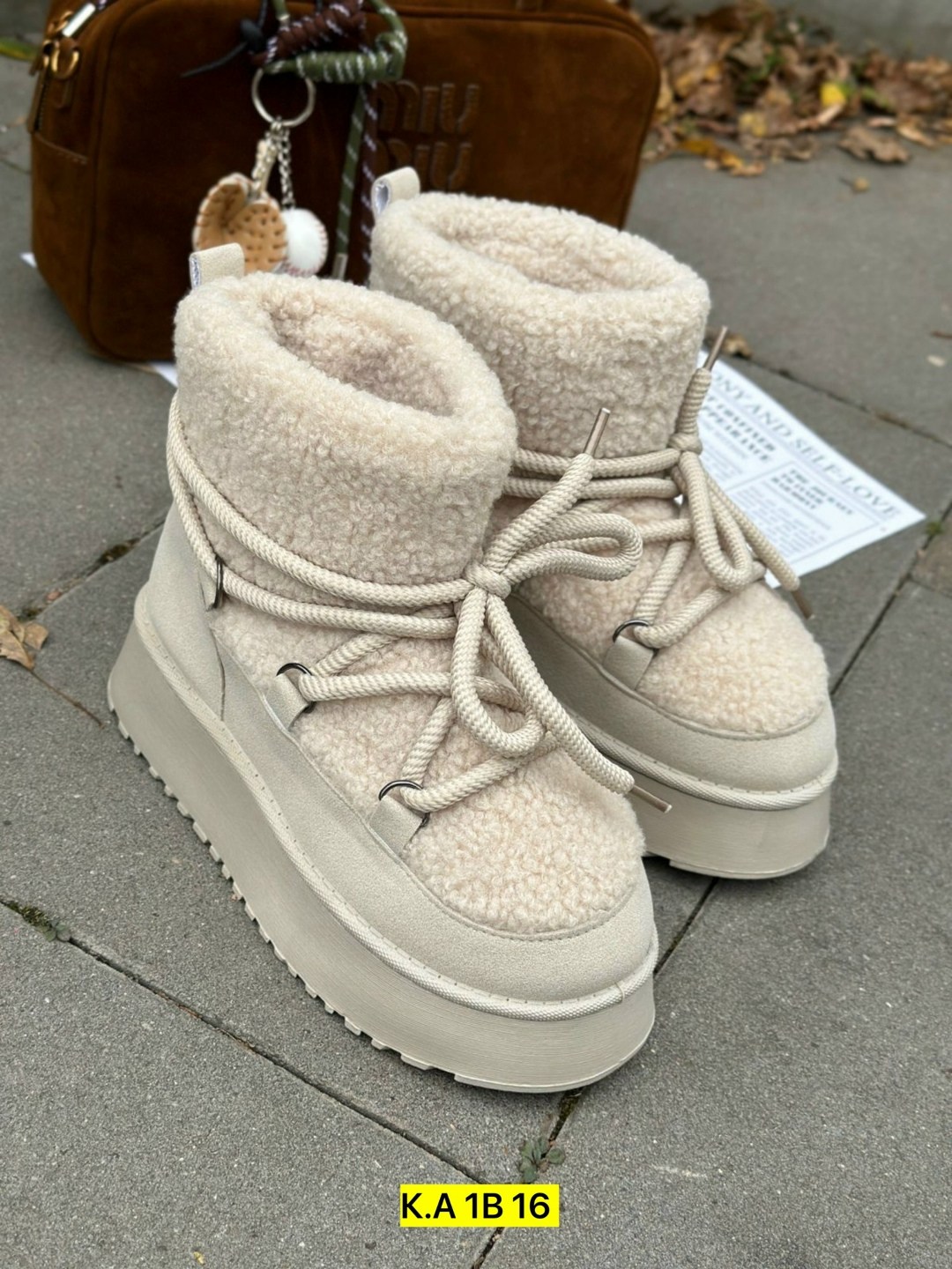 женская зимняя ,угги луноходы женские,женские угги, зимняя,