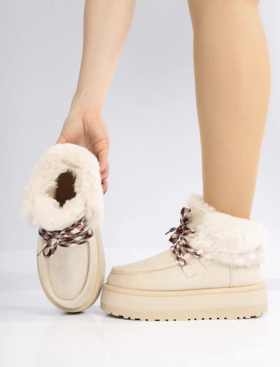 ,угги женские,зимняя  женская,модные угги,женская