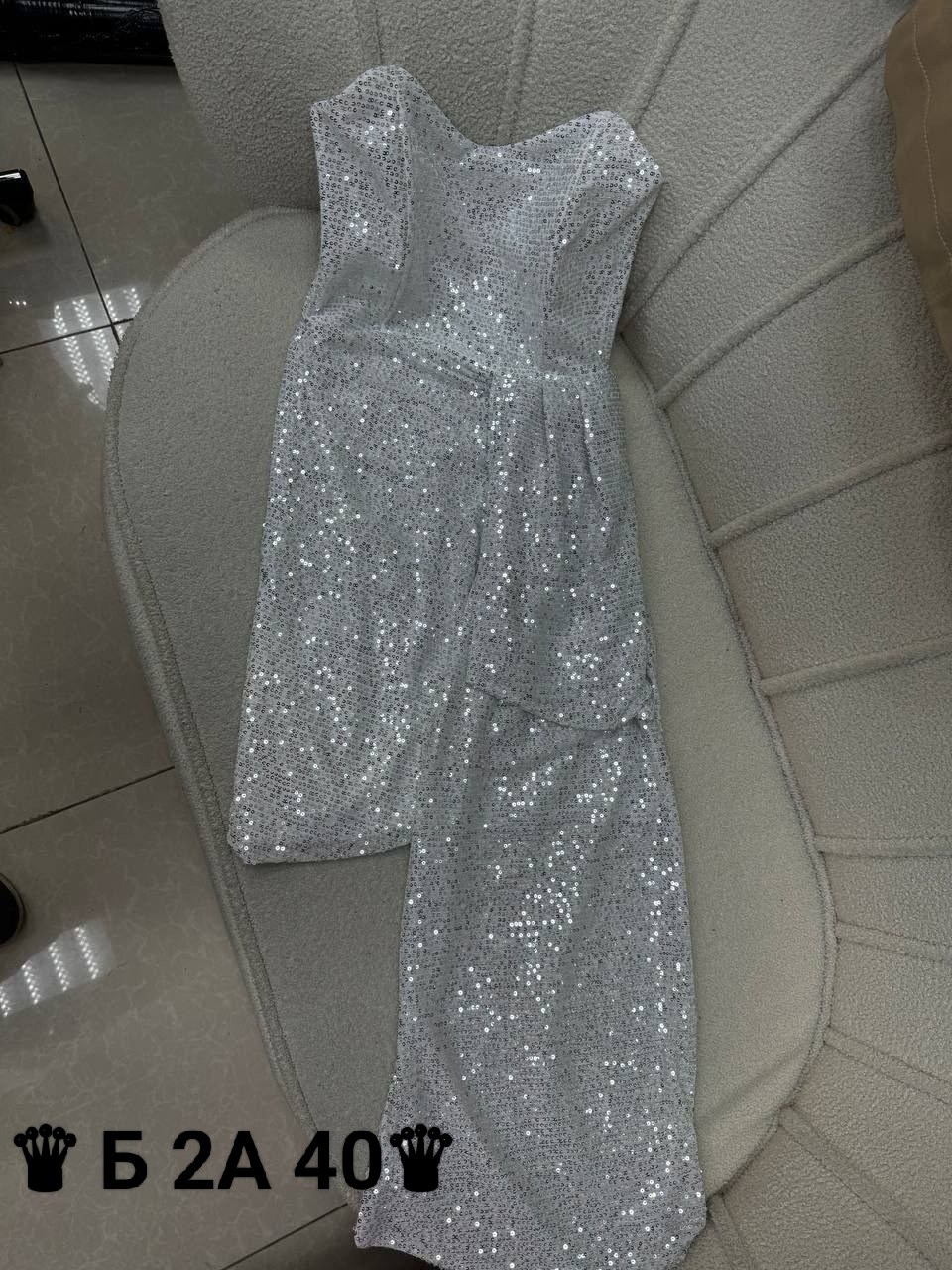 платье вечернее,платье со шлейфом,платье с блестками,шикарное платье,черное вечернее платье