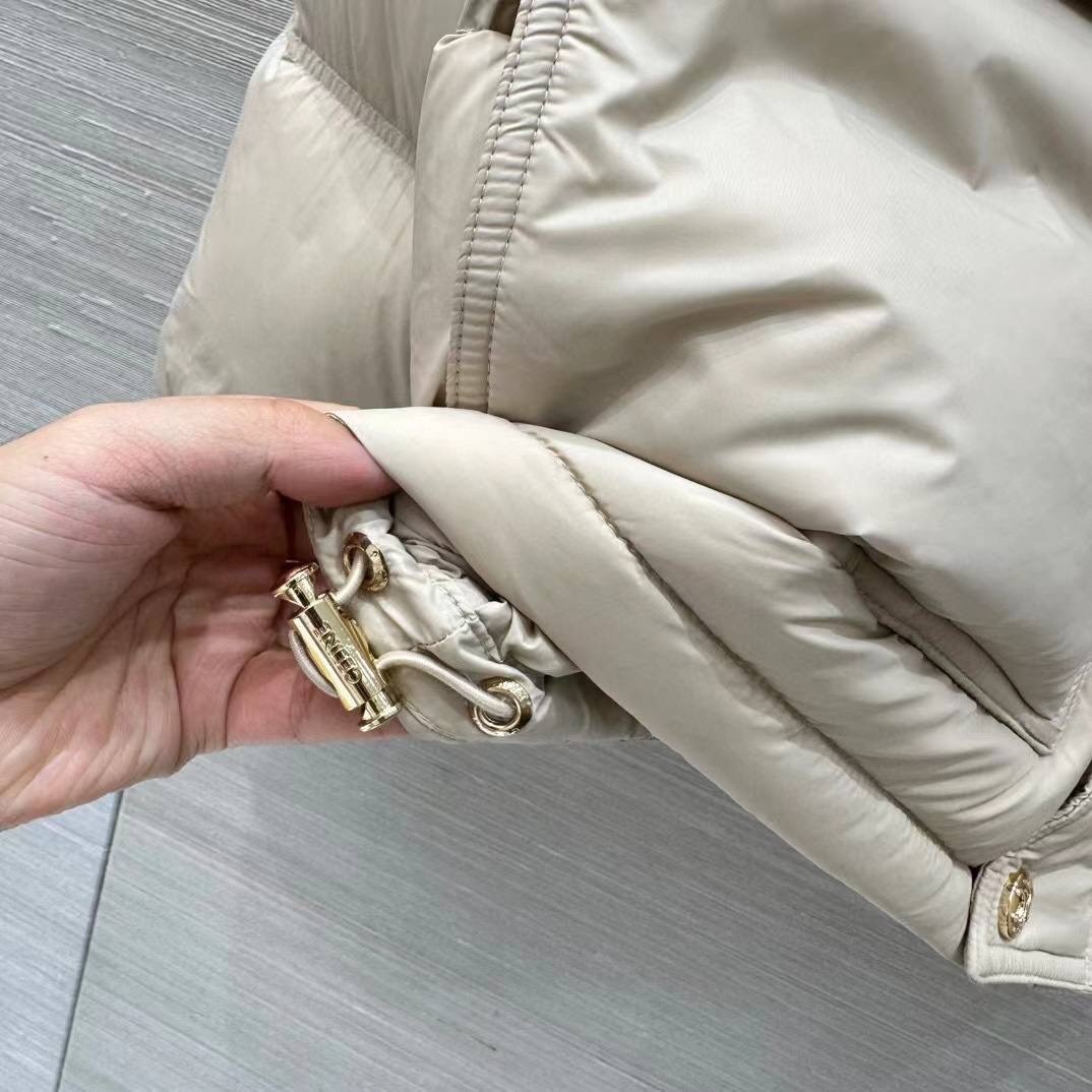 пуховик celine,пуховик бежевый,куртка пуховик,женские пуховики,зимние куртки