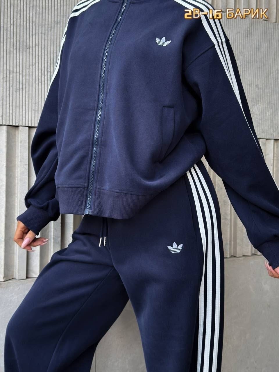 красный костюм адидас ориджинал,костюм адидас красный,спортивные костюмы адидас,костюмы спортивные женские,бархатный костюм адидас
