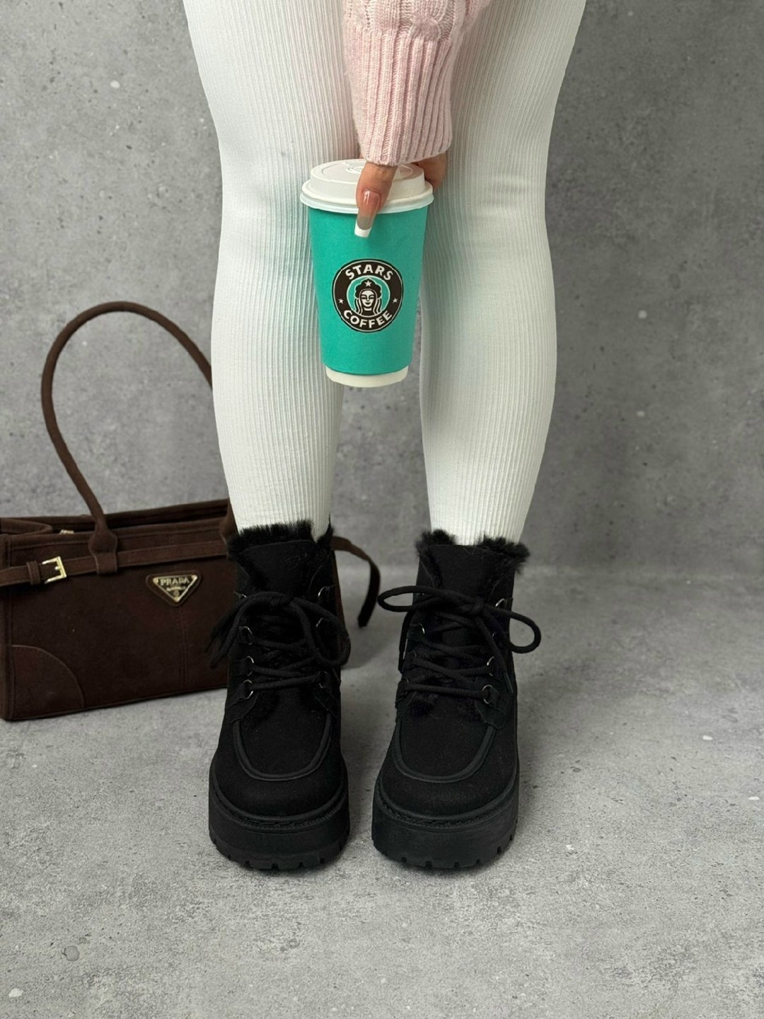 ботинка женские зимние,угги женские,,зимняя  женская,зимняя