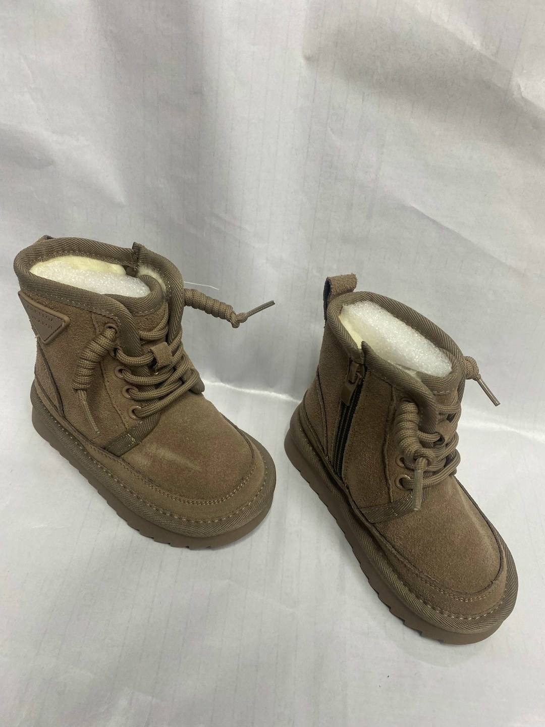 ,ugg neumel,детские зимние ботинки,детские ботинки,ботинки ugg kids neumel ii