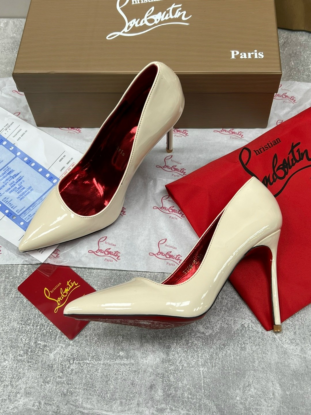 ,туфли christian louboutin,женский туфли,туфли louboutin,туфли кристиан лабутен