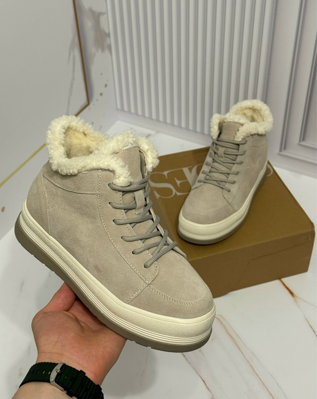 ,зимняя женская ,ботинка женские зимние,зимние кроссовки женские,зимняя