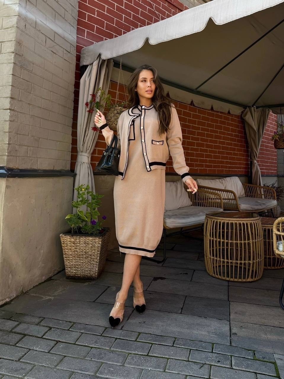 женский трикотажный костюм с юбкой,трикотажные костюмы с юбкой,костюм с юбкой женский,женские костюмы,костюм с юбкой теплый