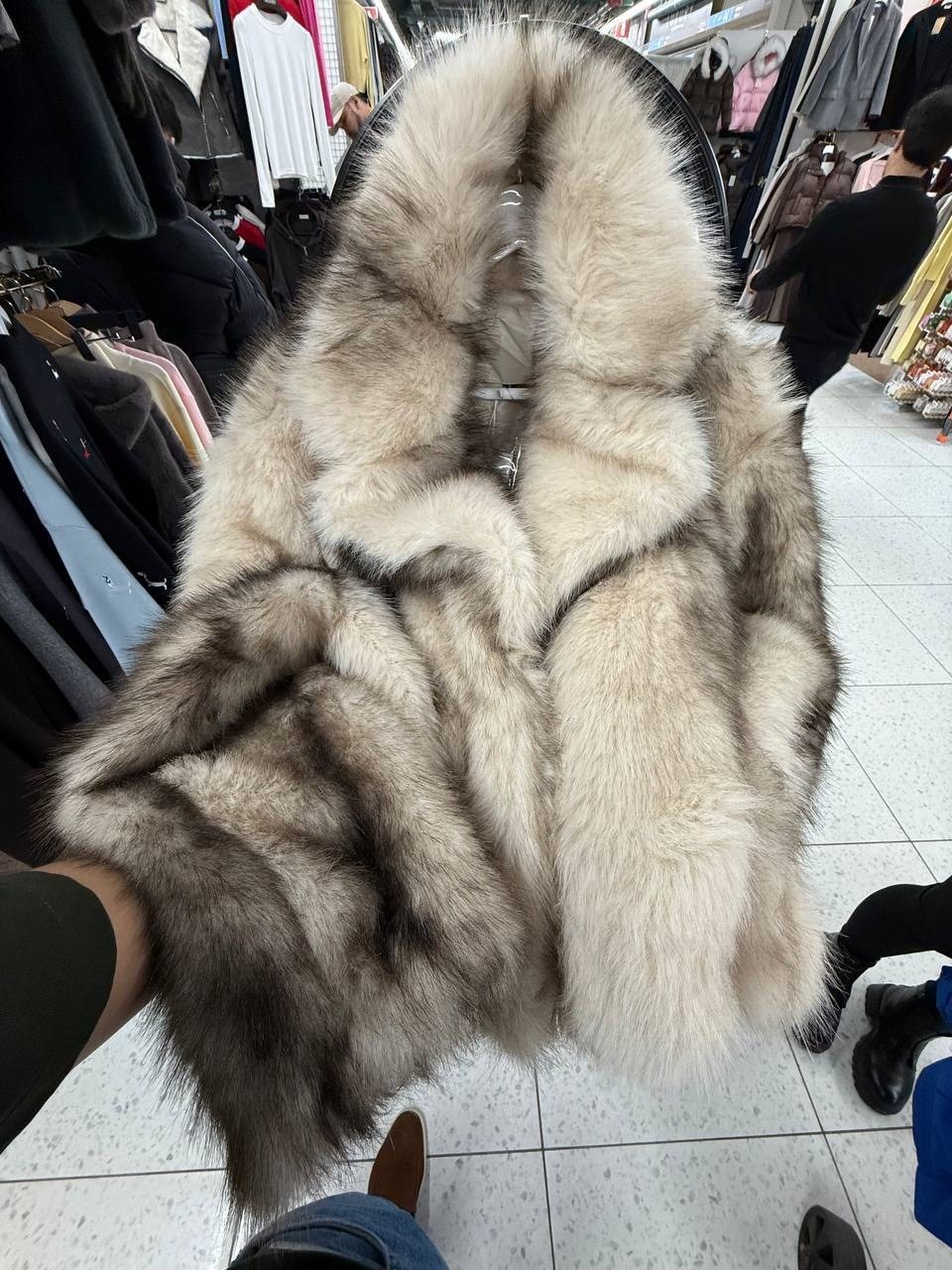 шуба искусственная,женская шуба,шубка,меховое пальто,меховая куртка