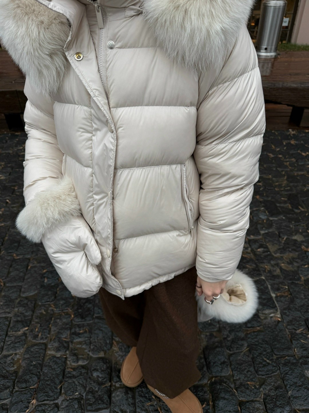 модные пуховики 2025-2025,зимняя куртка пуховик,пуховик,белый пуховик,модные пуховики 2025