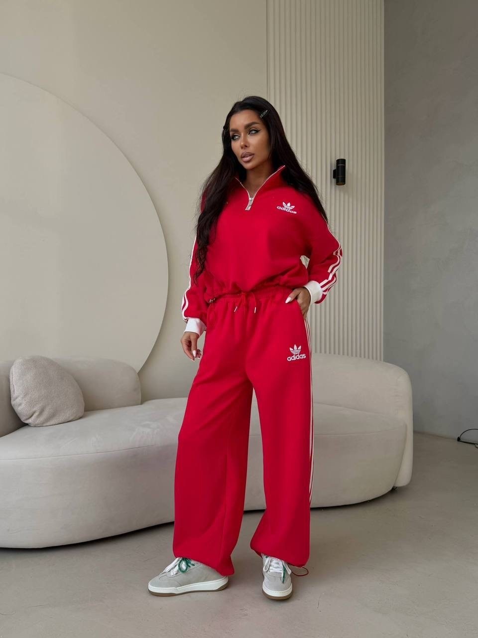 спортивный костюм адидас женский красный,костюмы спортивные женские,спортивные костюм,красный костюм адидас ориджинал,красный спортивный костюм