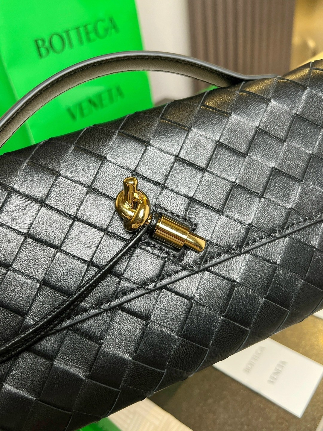 bottega veneta клатч,клатч,сумка женская bottega veneta,bottega veneta сумка,сумка клатч