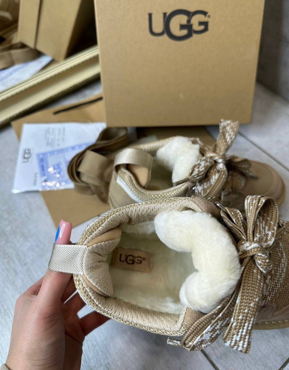 ,кроссовки ugg,угги кроссовки,зимние кроссовки,кроссовки ugg женские