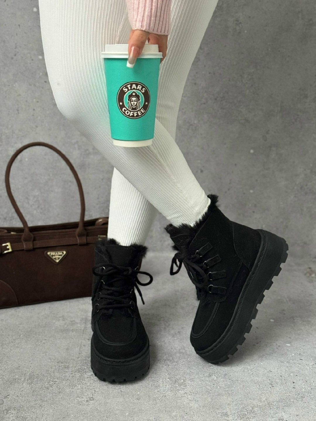 ботинка женские зимние,угги женские,,зимняя  женская,зимняя