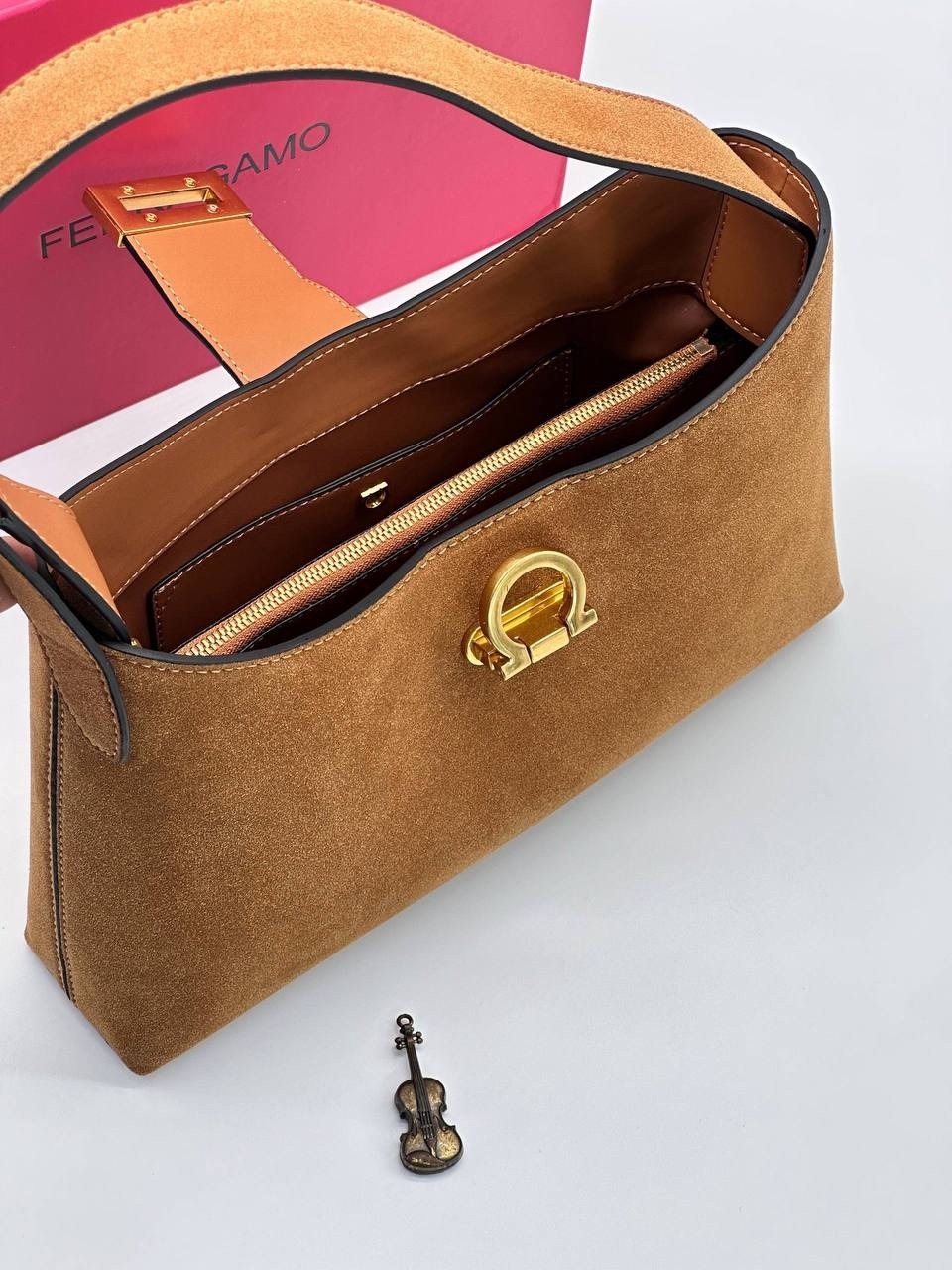 замшевая сумка,сумка,женский сумка,сумочки,сумка ferragamo