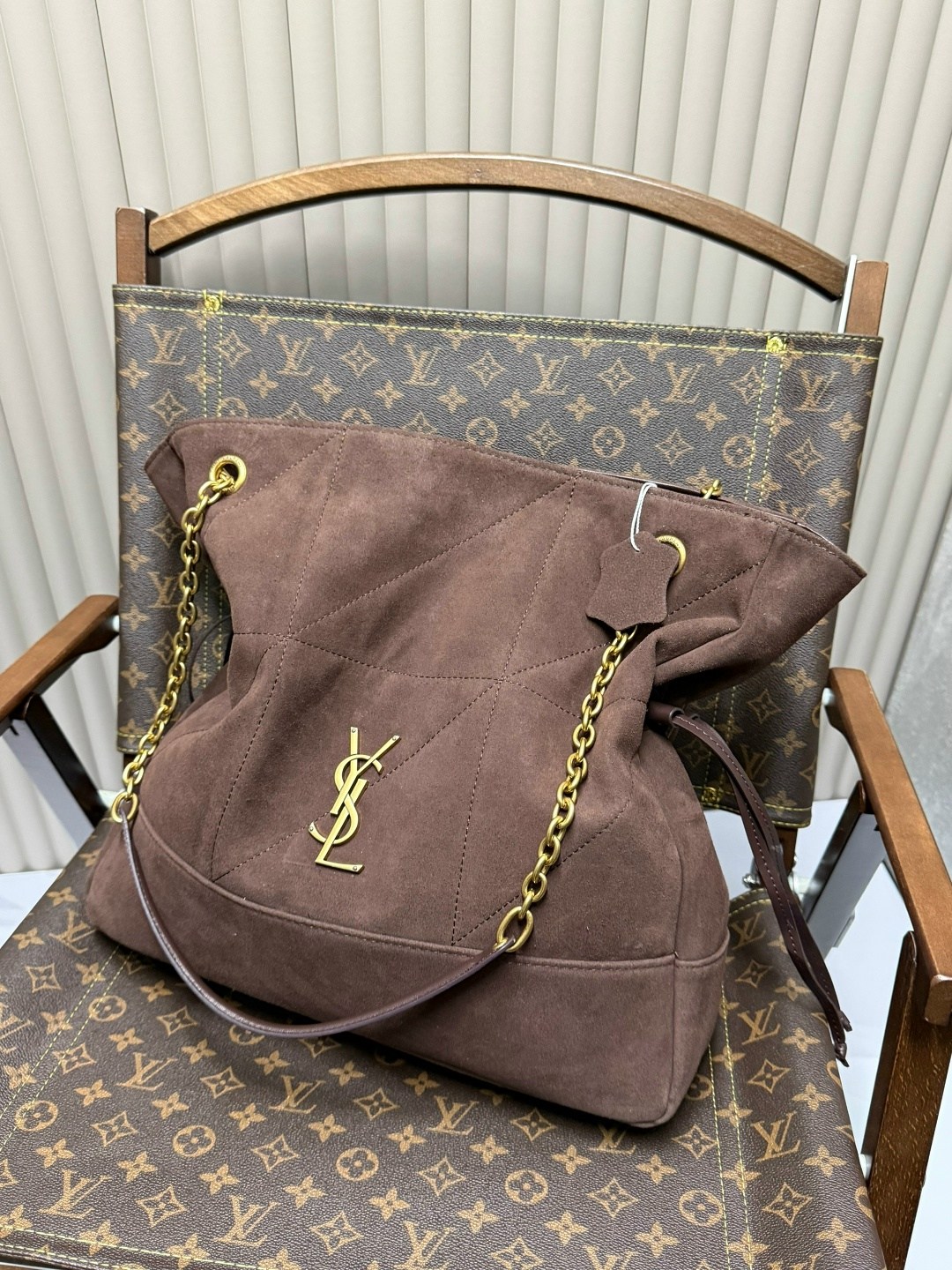 yves saint laurent сумка,сумка женская yves saint laurent,замшевая сумка,модная сумка,сумка женская ysl