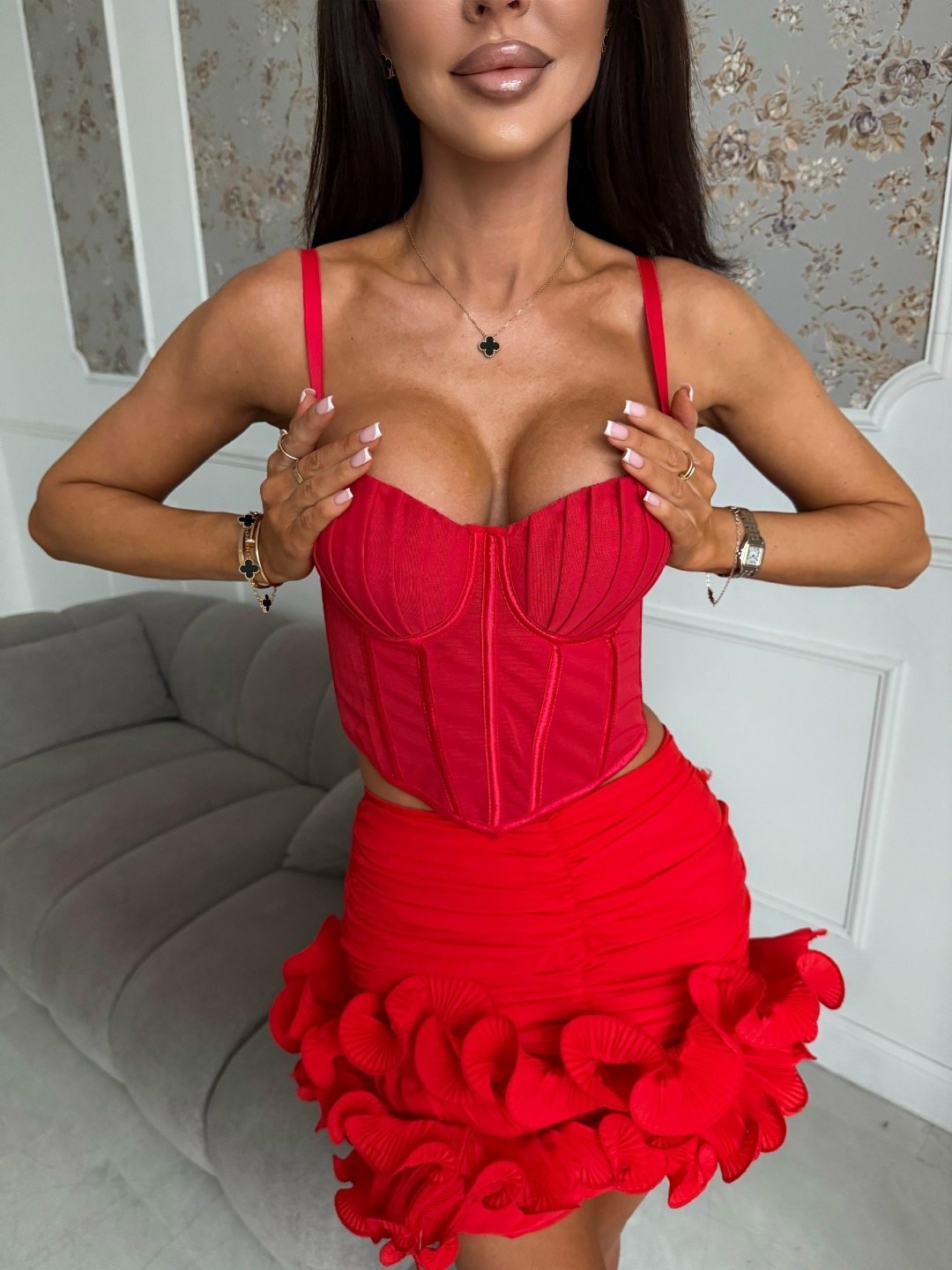 мини платье,нарядное платье,короткие платье,девушка,красная платья
