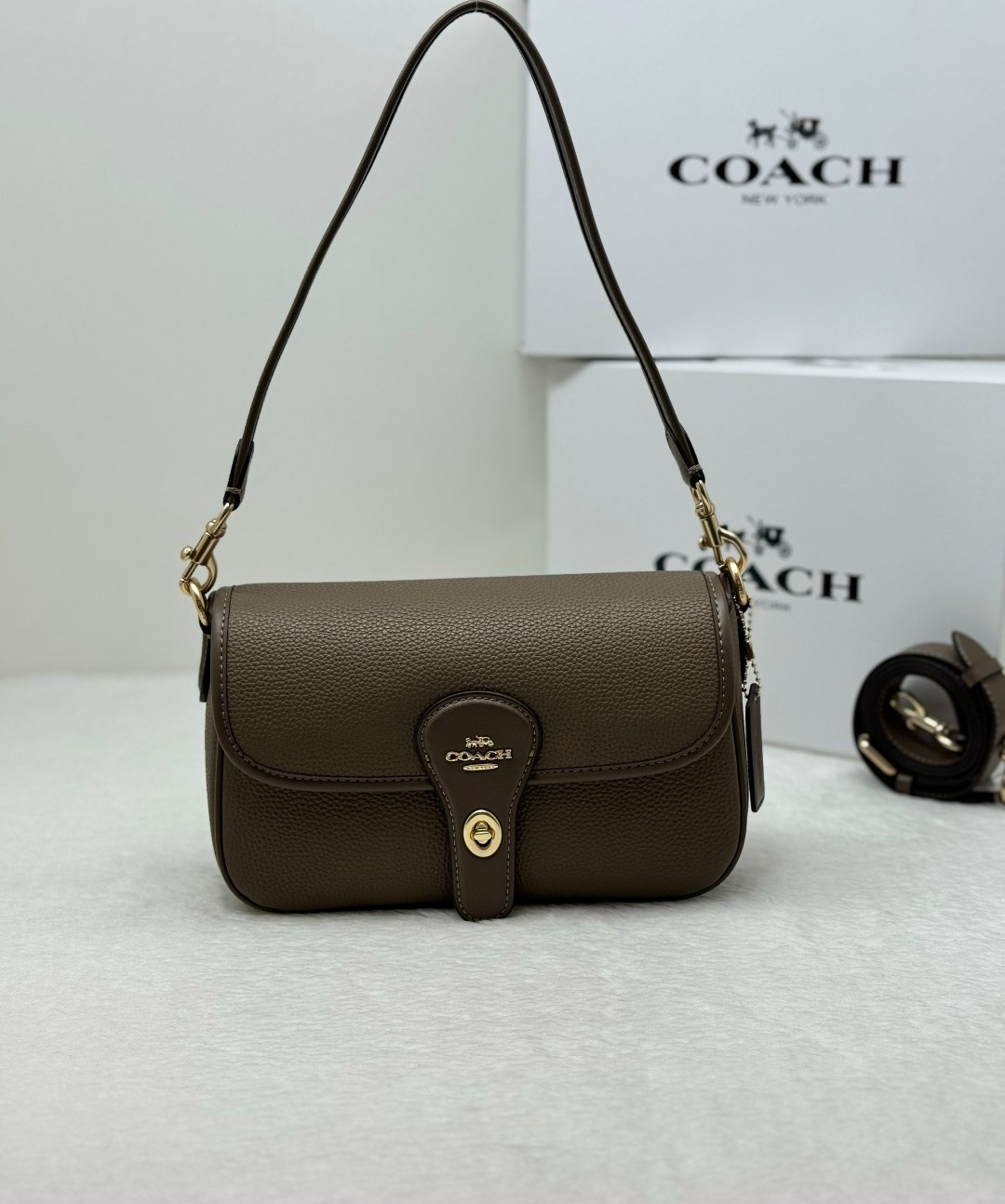 coach женская сумка,cумка coach,сумка через плечо coach,сумка,сумка coach из натуральной кожи