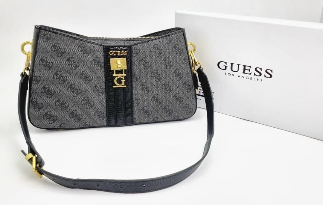 cумка женская guess,guess сумка на плечо,сумка guess через плечо,cумка guess,сумка guess сумка guess
