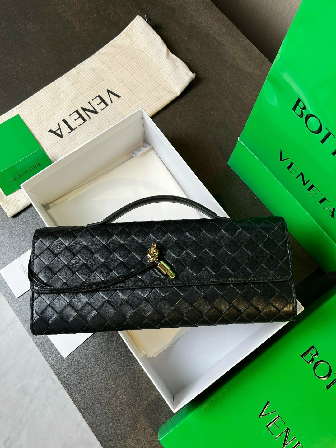 bottega veneta клатч,клатч,сумка женская bottega veneta,bottega veneta сумка,сумка клатч