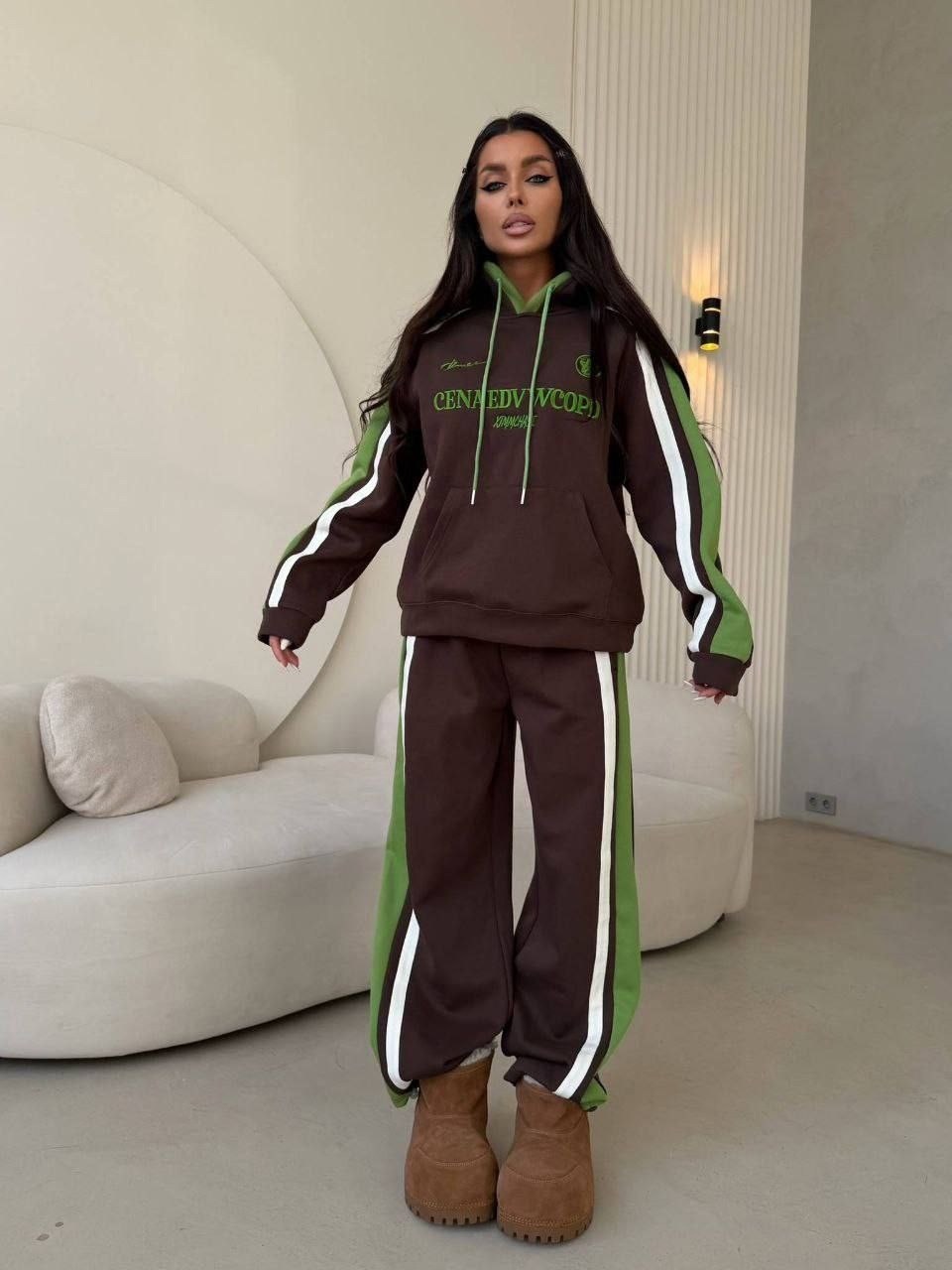 спортивные костюмы,повседневный костюм,костюм стильный,повседневный спортивный костюм,женский спортивный костюм