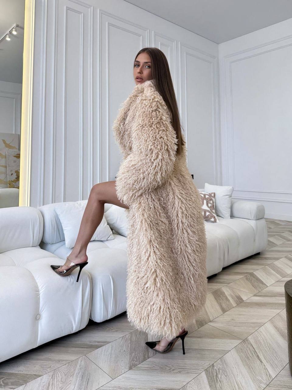 модная шуба,длинная шуба,женская шуба,шуба из меха,искусственная шуба