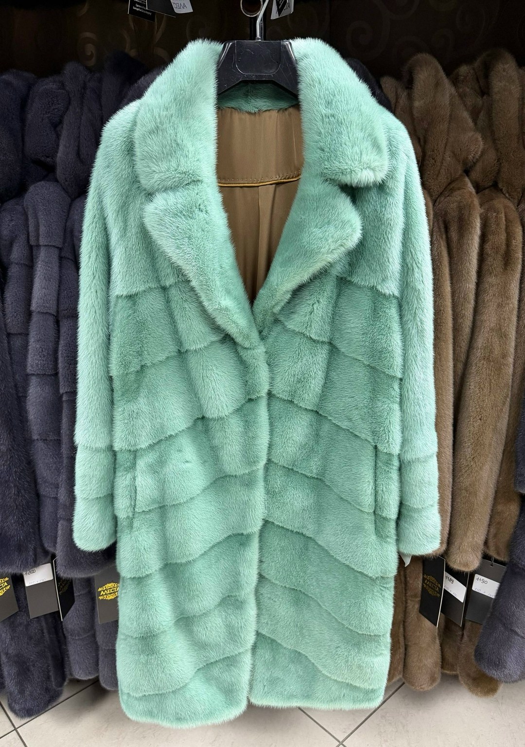 зеленая норковая шуба,норковая шуба,шуба из норки,шуба искусственная,шуба норка