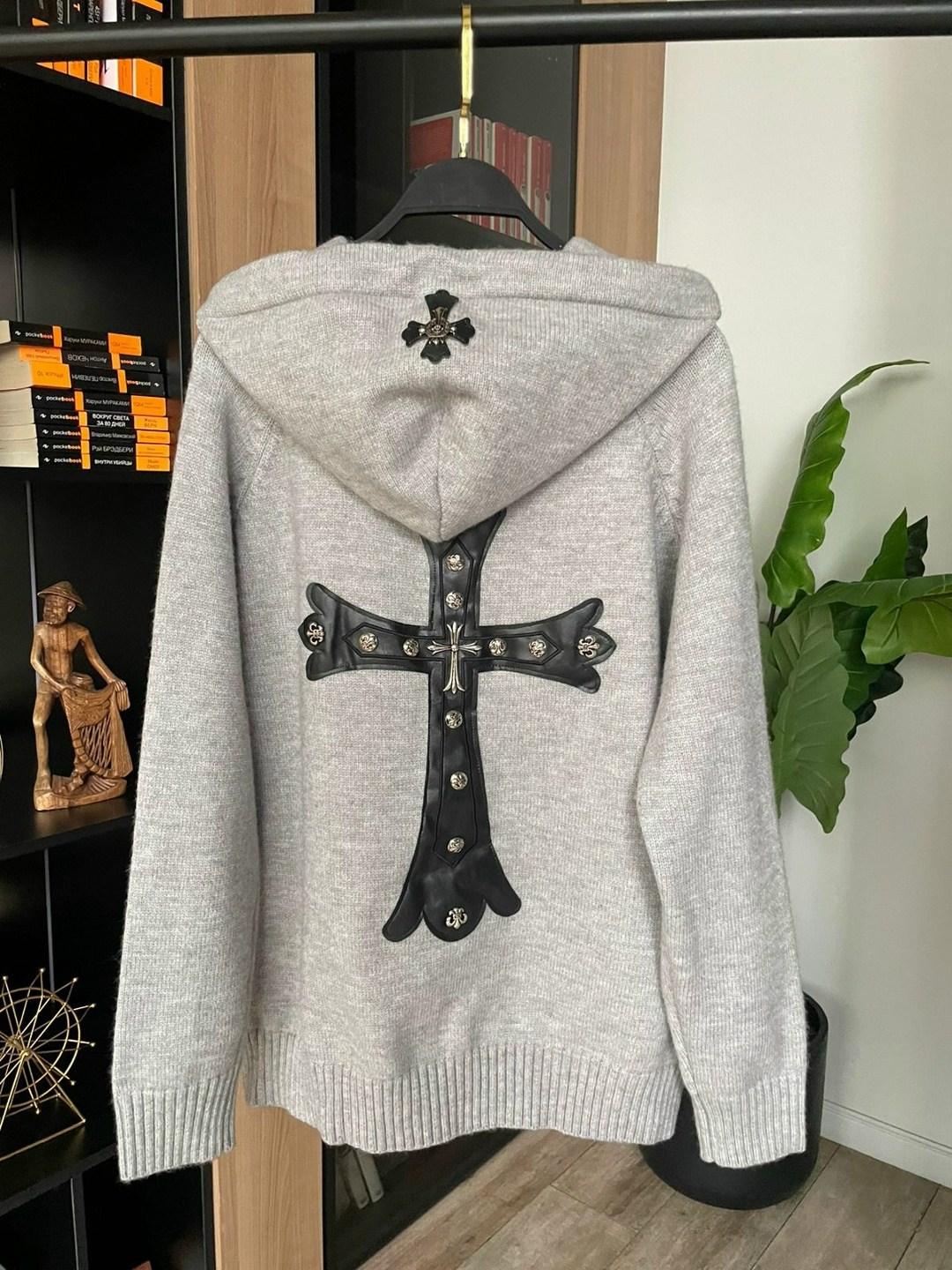 женская кофта,кофта модная,кофта с капюшоном,свитера с капюшоном,свитера женские